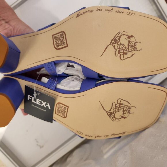 Sarto " Flexa Carly" Block Heeled Sandals. NIB. Size 8 - Picture 8 of 11